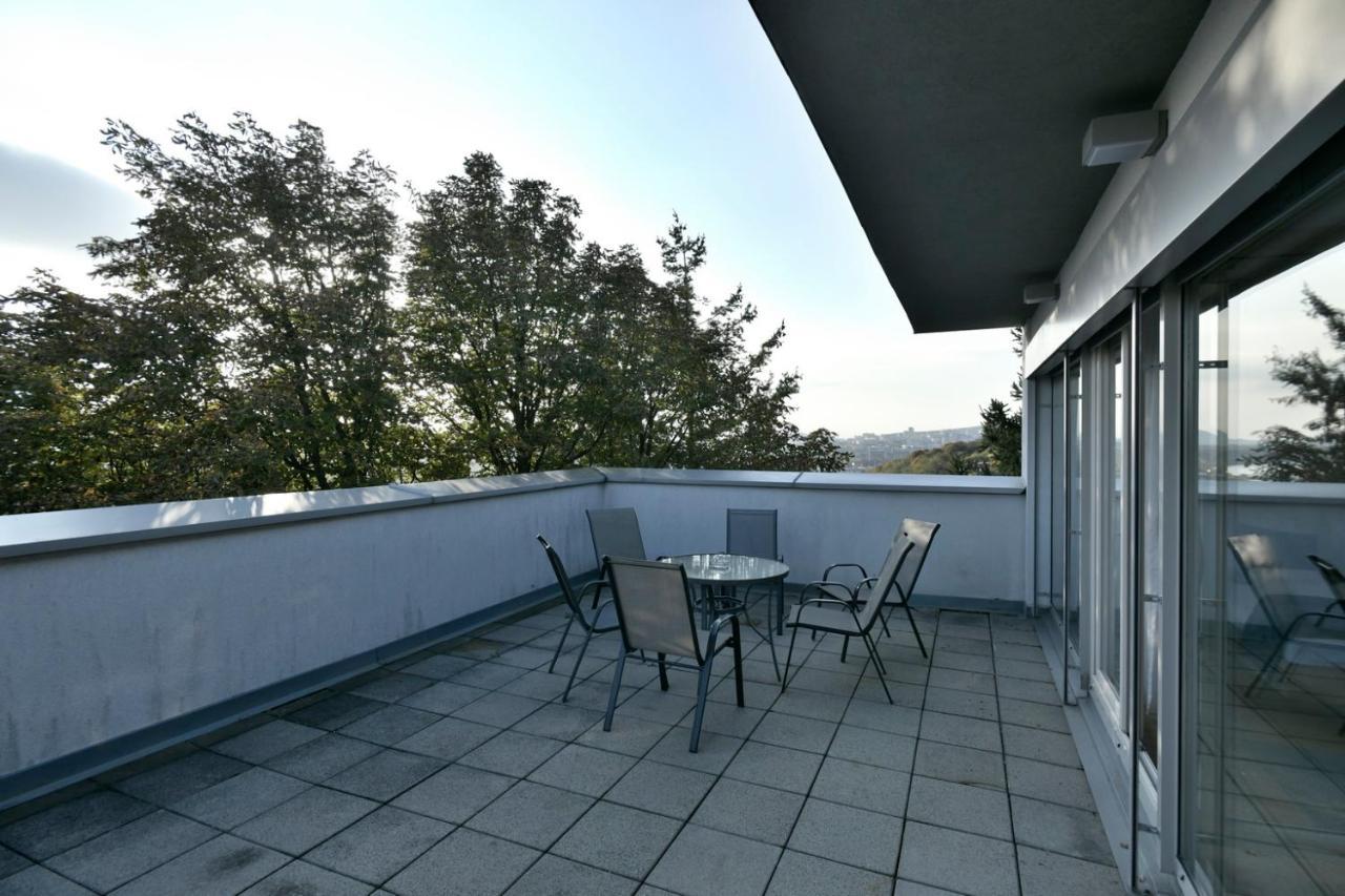 River View Apartments Hotel Братислава Экстерьер фото