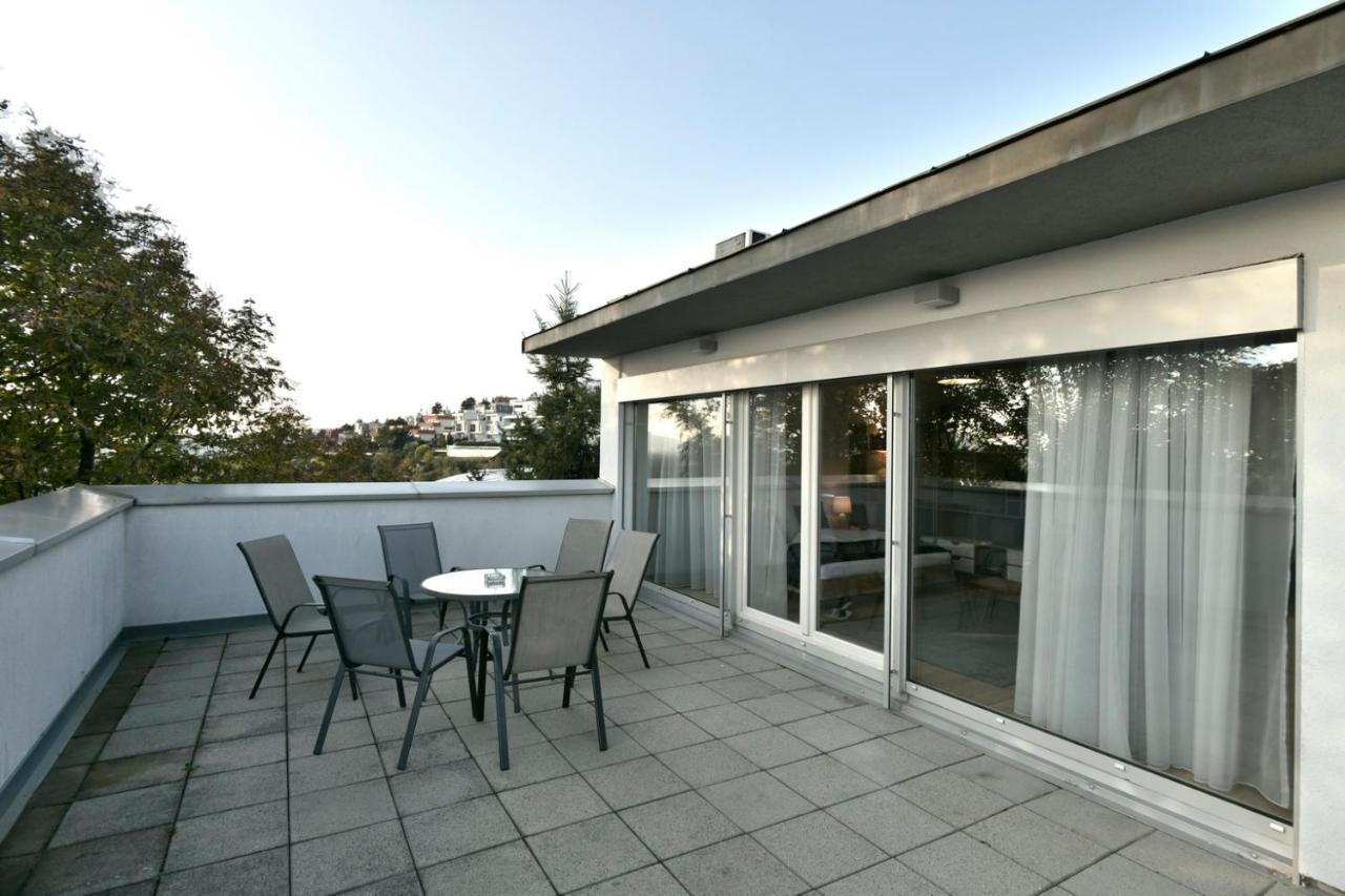 River View Apartments Hotel Братислава Экстерьер фото