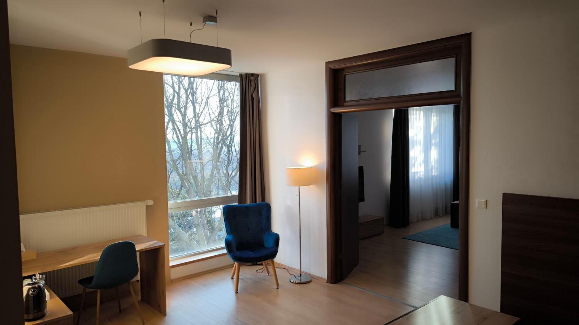 River View Apartments Hotel Братислава Экстерьер фото