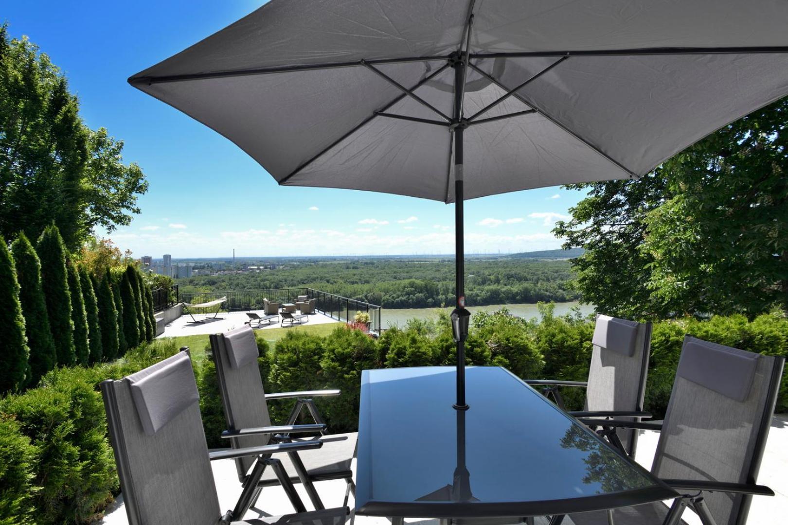 River View Apartments Hotel Братислава Экстерьер фото